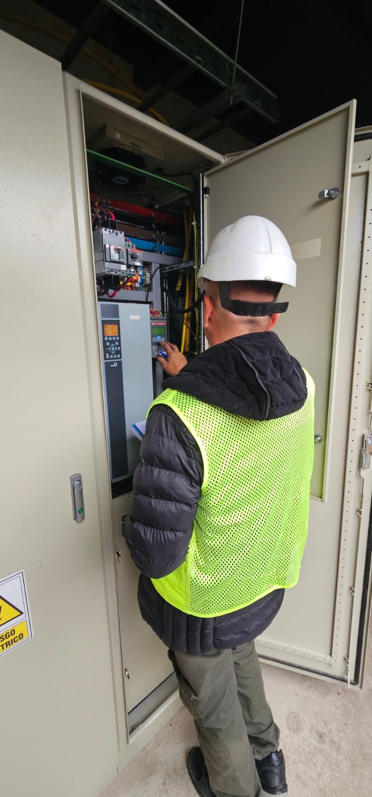 Técnico en tablero eléctrico
